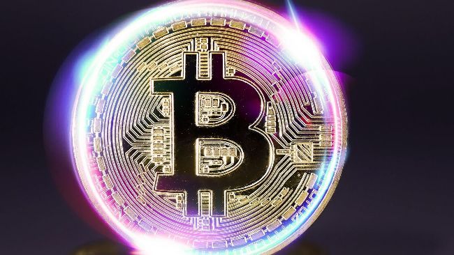 بتكوين ينفصل عن السيولة العالمية: محلل يُرجع السبب إلى التهديد الكمومي