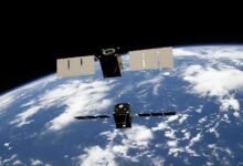 "وورلد ليبرتي فاينانشال" المرتبطة بترامب تتعاون مع سبيسكوين على تطوير دي فاي مدعوم بالأقمار الصناعية