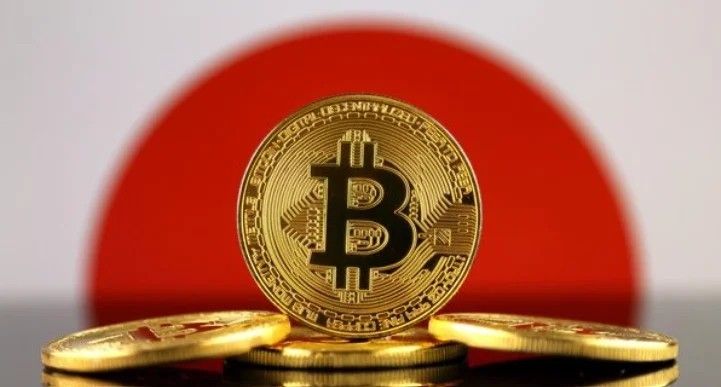 بيتكوين (BTC) يستعد لتدخل ياباني! "هبوط حاد أولاً ثم صعود قوي!"