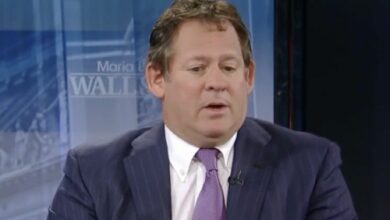 تنبؤات: مسؤول بلاك روك المؤيد للبيتكوين مرشح قوي لرئاسة الاحتياطي الفيدرالي