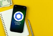 تحليل سعر Chainlink: نمو الاحتياطي وتجميع الحيتان يشكلان توقعات LINK