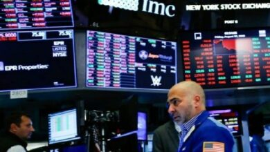 أسهم الولايات المتحدة تهوي مبكراً مع تراجع مبيعات مايكروسوفت