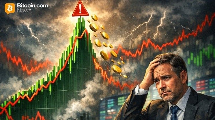 محلل مالي يحذر: فائض العرض قد يتسبب في هبوط البيتكوين إلى 10 آلاف دولار