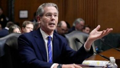 وزير الخزانة الأمريكي السابق بيسنت يؤكد مجددًا دعمه لإضافة البيتكوين المصادَر إلى الاحتياطي الاستراتيجي