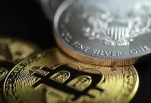 محلل مالي شهير يتنبأ: "ما تشهده الفضة اليوم سيتكرر في البيتكوين" ويكشف توقعاته