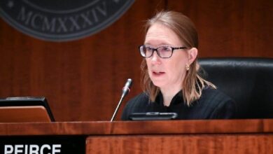 مفوضة هيئة الأوراق المالية الأمريكية هستر بيرس تتحدث عن سوق العملات الرقمية: ما رأيها في تشريعات العملات المشفرة؟