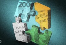 انهيار الأسواق بين عشية وضحاها: الذهب يتعافى وبيتكوين تتخلف