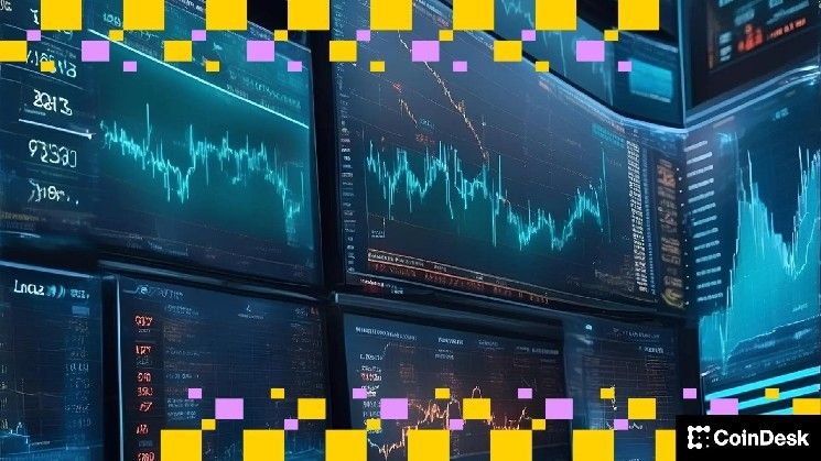 بيتكوين تعود إلى منطقة البيع الحاسمة مع تباطؤ حملة الطويل الأجل في جني الأرباح