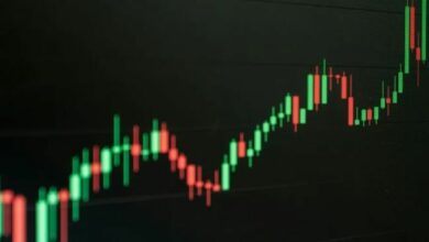 موجة XRP C في الطريق: ما الذي قد يدفع السعر تحت حاجز الـ 2 دولار؟
