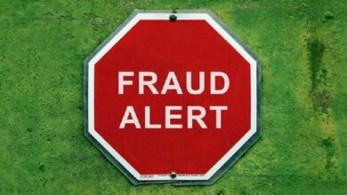 مقدم بودكاست يحكم عليه بالسجن 70 شهرًا في قضية احتيال "ملك التدفق النقدي"