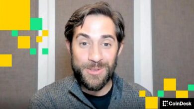 مؤسسو فاركاستر يتنحّون جانبًا مع استحواذ ناينار على تطبيق التواصل الاجتماعي التشفيري المتعثر