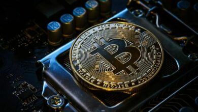 البيتكوين يقترب من اختبار فني "تاريخي" بينما يتطلع السعر إلى حاجز 93,500 دولار – ما التالي؟