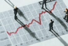 أرصدة بطاقات الائتمان تُحقق رقمًا قياسيًا بـ 1.28 تريليون دولار نهاية 2025