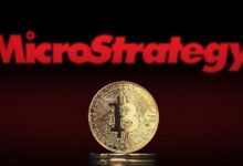 سهم MSTR يقفز 10% مع تلميح مايكل سايلور عن الشراء الـ 99 للبيتكوين