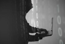 احتيال العملات المشفرة باستخدام الذكاء الاصطناعي يقفز 500% مع توسع المجرمين في الهجمات الآلية