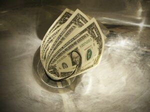 تصفية محفظة بتكوين بقيمة 61 مليون دولار على HTX مع عودة مؤشر الخوف إلى المنطقة القصوى