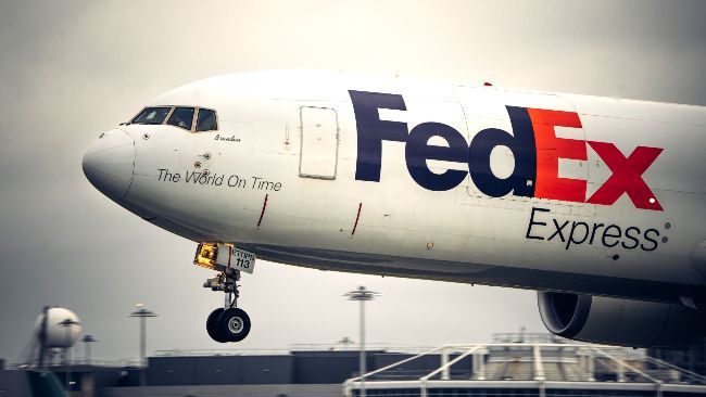 تعاون فيديكس مع هيديرا يُعلن مرحلة جديدة للسلاسل الإمدادية الرقمية العالمية