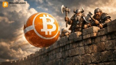 المقاومة العلوية تتراكم — التحرك التصاعدي القادم للبيتكوين قد يكون عنيفًا