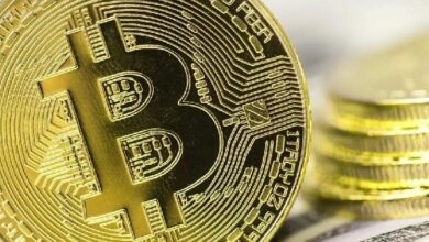 محلل ذو 30 عامًا من الخبرة يُعلق على البيتكوين: "الأسابيع الثلاثة القادمة حاسمة.. قد يهوي السعر إلى 40 ألف دولار، ولكن بعد ذلك..."