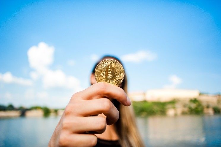 توقع سعر البيتكوين: BTC يواجه منطقة مقاومة عند 70 ألف دولار