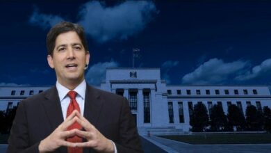 متى سيبدأ الفيدرالي خفض أسعار الفائدة؟ وكيف سيكون أداء مرشح ترامب كيفن وارش؟ تحليل من UBS وإيفركور يجيب!