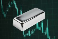 خبراء يتوقعون صعود سعر الفضة إلى 200 دولار في 2024