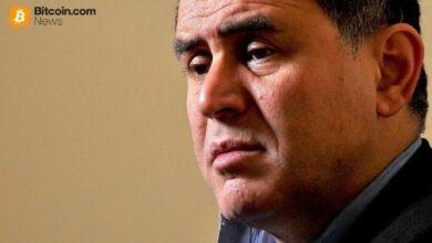 "خبير اقتصادي يصف دعم ترامب للعملات الرقمية بأنه 'جهل وفساد' ويحذر من كارثة مالية"