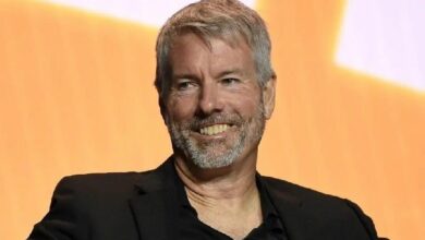 إلى أي مستوى قد يهبط البيتكوين قبل إفلاس مايكل سايلور واستراتيجيته؟ الرقم 8000 دولار تم تداوله، ولكن المستوى الحقيقي قد يكون مختلفًا