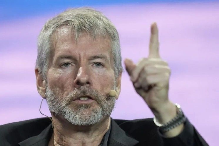 مايكل سايلور "الثور الكبير" قد يُجبر على بيع البيتكوين