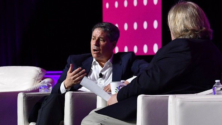 "ويسدوم تري" بصافي أصول 150 مليار دولار: العملات الرقمية أصبحت نشاطاً أساسياً