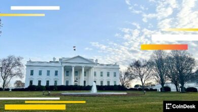 داخل الاجتماع: البيت الأبيض يميل لمكافآت بعض العملات المستقرة ويخبر البنوك حان وقت التحرك