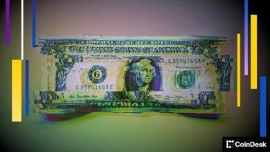 تتصاعد تدفقات الخروج من صناديق البيتكوين ETF بينما تجذب صناديق الإيثيريوم وريبل استثمارات جديدة بهدوء