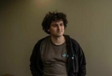 البيت الأبيض يؤكد: دونالد ترامب لن يصدر عفوًا عن سام بنكمان فريد