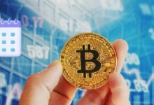 الحيتان تشتري على الانخفاض بينما يكافح سعر البيتكوين للصمود عند 70 ألف دولار