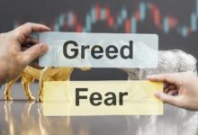 سيكولوجية السوق: فهم الخوف والجشع في عالم العملات الرقمية