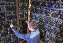 "سيفر ديجيتال" تُعيد الهيكلة وتحول مسارها من تعدين البيتكوين إلى الحوسبة فائقة الأداء (HPC) وسط تراجع أسهمها