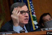 عضو ديمقراطي بارز في مجلس الشيوخ يطالب بتسريع مشروع قانون التشفير الأمريكي بينما يحذر رئيس هيئة الأوراق المالية من مخاطر التعثر