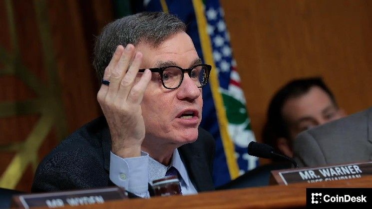 عضو ديمقراطي بارز في مجلس الشيوخ يطالب بتسريع مشروع قانون التشفير الأمريكي بينما يحذر رئيس هيئة الأوراق المالية من مخاطر التعثر