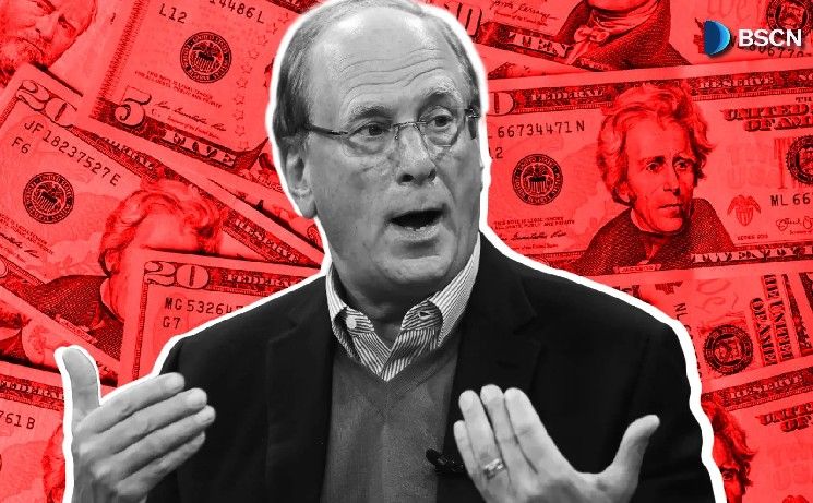 هل قال لاري فينك رئيس بلاكروك إن الدولار سيتعرض للتخلي عنه؟