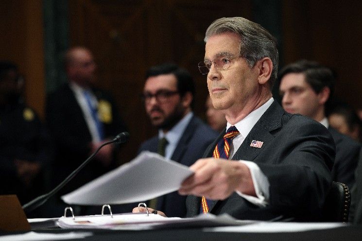 مسؤول الخزانة الأمريكية بيسنت ينتقد "العدميِّين" في قطاع العملات الرقمية لمقاومتهم مشروع قانون هيكلة السوق