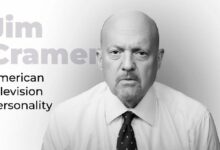 صعود البيتكوين إلى 71 ألف دولار يؤكد توقعات كريمر بقاعدة "الثيران" وسط تصفيات بقيمة 801 مليون دولار في سوق العملات الرقمية