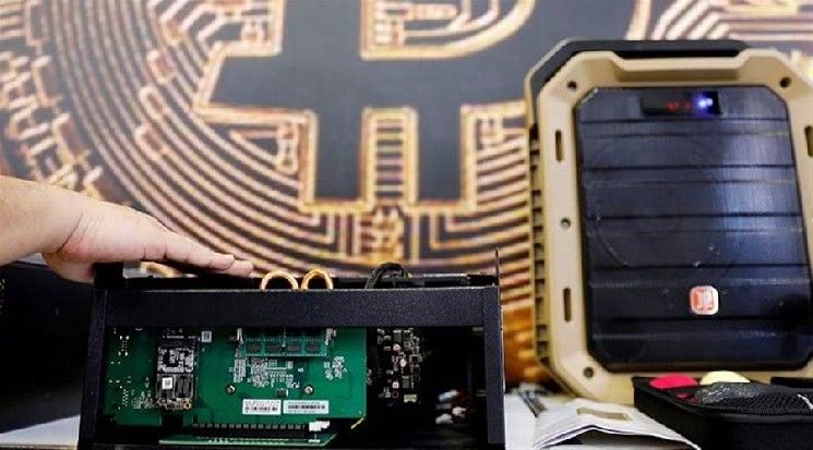 شركة تعدين بيتكوين "كور ساينتيفيك" تراهن على طفرة الذكاء الاصطناعي بدعم مليار دولار من مورغان ستانلي