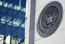 هيئة الأوراق المالية الأمريكية تدرس إنهاء التقارير الربع سنوية الإلزامية للشركات: وول ستريت جورنال