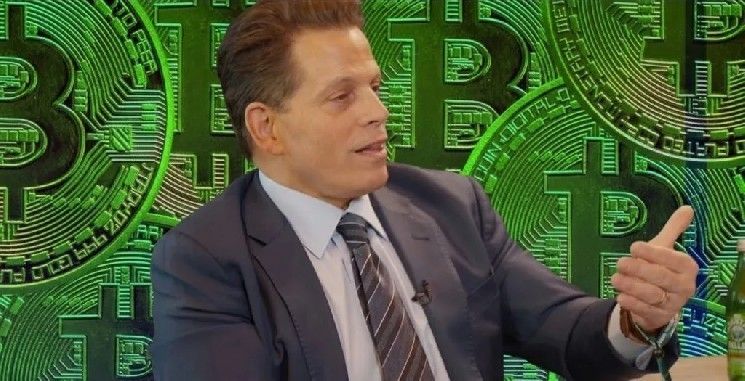 أنتوني سكاراموتشي: "البيتكوين على مسار لا يرغب أحد في قبوله" – هدف المحلل: مليون دولار