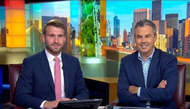 خبراء بلومبرج يتداولون احتمالية صناديق XRP المتداولة في البورصة: تدفقات بقيمة 1.4 مليار دولار.. من المشتري؟