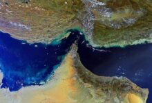 ماذا سيحدث إذا أغلقت إيران مضيق هرمز؟ البيانات تُظهر حقيقة واحدة فقط