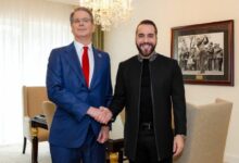 بيسنت يلتقي بوكيلي لمناقشة مستقبل العملات الرقمية