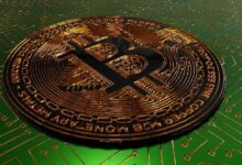 قاع البيتكوين قريب جداً لكن قد يستغرق شهوراً للتحقق، وإليكم السبب