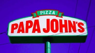 بابا جونز تدرس عرض استحواذ بقيمة 1.5 مليار دولار من إيرث كابيتال وأسهمها تقفز 20%