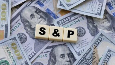 أسهم القطاع المالي في مؤشر S&P 500 تُشكل تقاطع الموت الأول منذ 2023